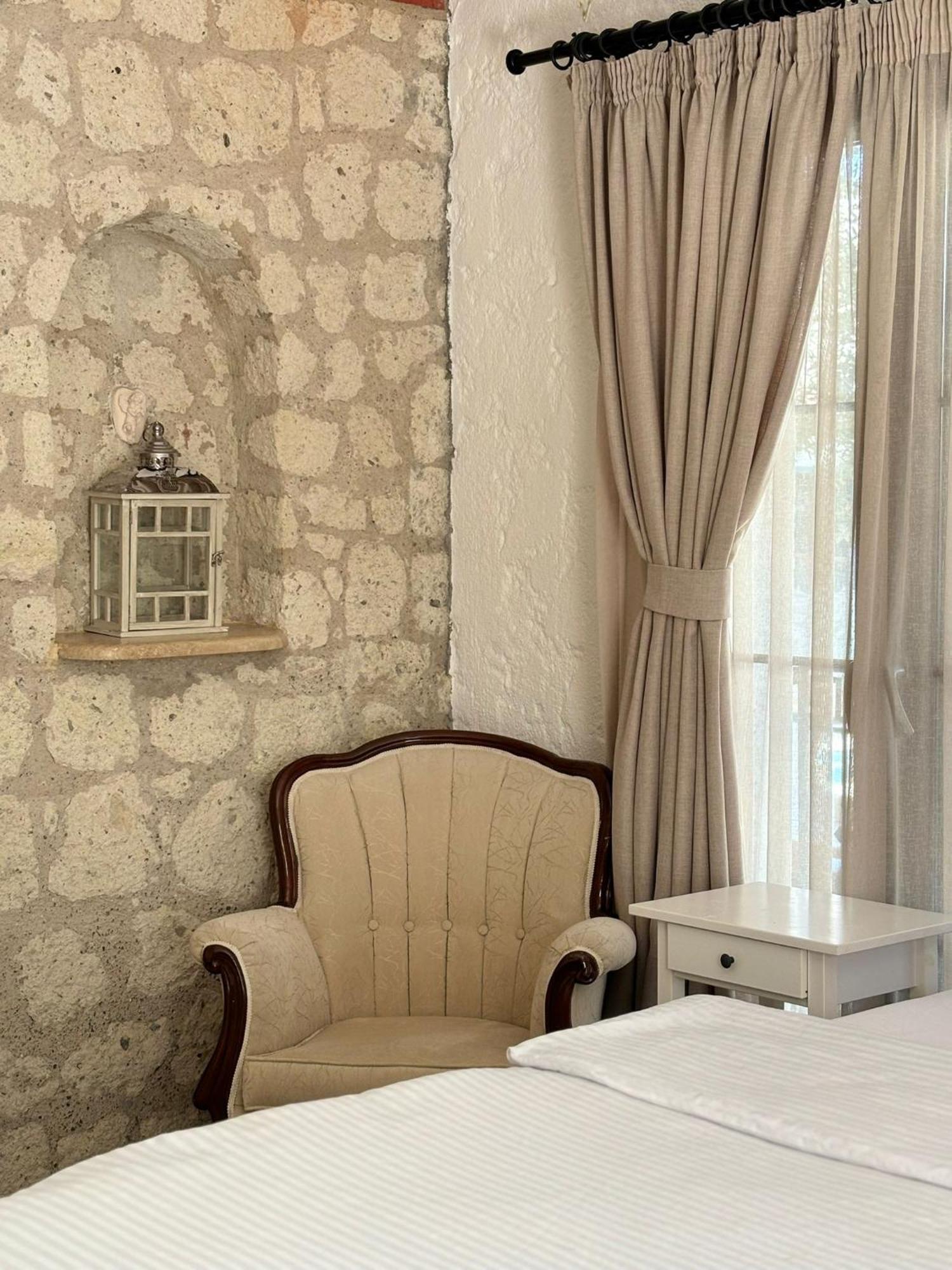 Alacati Albatross Hotel Exterior photo